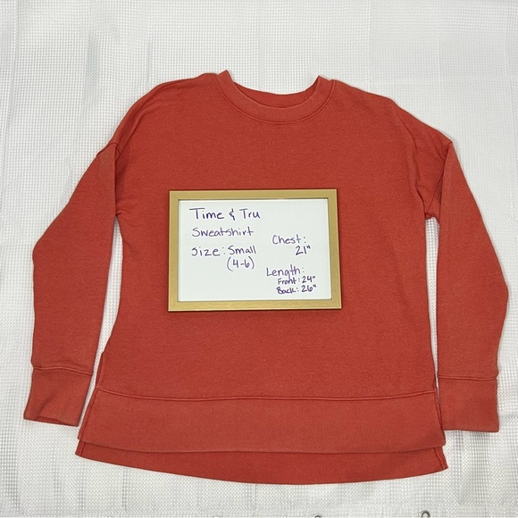 Time and Tru Women's Plus Crewneck Sweatshirt with High-Low Hem, Small - Picture 2 of 3